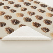 Rustikales braunes Pine Cone Wintermuster Sherpadecke (3/4)