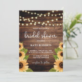 Rustikales Brautparty aus Holz und Sonnenblumen Einladung (Stehend Vorderseite)