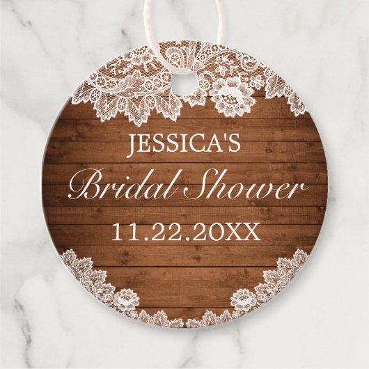 Rustikales Brautparty aus Holz und Weißspitzen Geschenkanhänger (Vorderseite)
