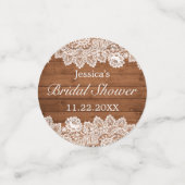 Rustikales Brautparty aus Holz und Weißspitzen Konfetti (Klein Vorderseite)