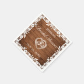 Rustikales Brautparty aus Holz und Weißspitzen Serviette (Ecke)