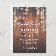 Rustikales Brautparty mit Holzsaitenleuchten