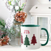 Rustikales Buffalo Kariert in Rot-Grün-Monogramm Tasse
