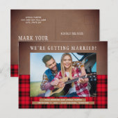Rustikales Buffalo Kariert Wedding Rett Date Foto Ankündigungspostkarte (Vorne/Hinten)