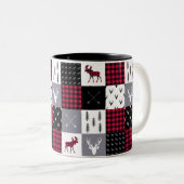 Rustikales Buffalo Kariertes Patchwork Rotes Weihn Zweifarbige Tasse (VorderseiteRechts)