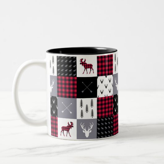 Rustikales Buffalo Kariertes Patchwork Rotes Weihn Zweifarbige Tasse (Links)