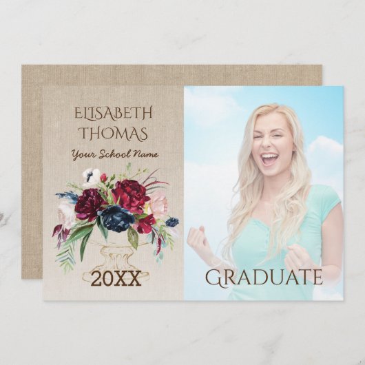 Rustikales Burgund Blume Burlap Foto Abschluss Einladung (Vorne/Hinten)