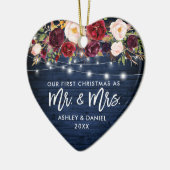 Rustikales Burgund Blumenleuchten Erstes Weihnacht Keramik Ornament (Links)