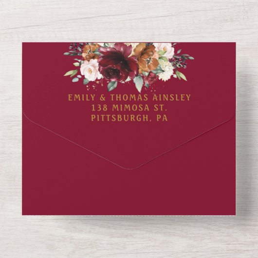 Rustikales Burgund Blush Rust Elfenbeinblumenhochz All In One Einladung (Rückseite)