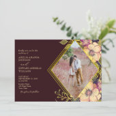 Rustikales Burgund-Flora-Hochzeitsempfang Einladung (Stehend Vorderseite)