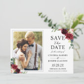 Rustikales Burgund Red Floral Classic Wedding Foto Save The Date (Stehend Vorderseite)