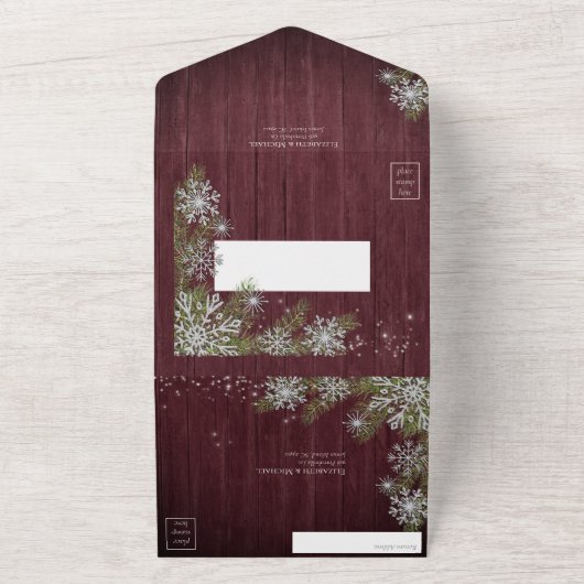 Rustikales Burgund Silver Winter Wood Wedding +Men All In One Einladung (Außenbereich)