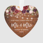 Rustikales Burgunder Blumenleuchten Erste Weihnach Ornament (Rückseite)