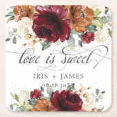 Rustikales Burgundy Burnt Orange Ivory Floral Wedd Rechteckiger Pappuntersetzer (Vorderseite)