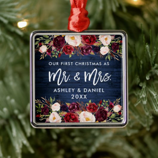 Rustikales Burgundy Floral First Christmas Blue Ornament Aus Metall (Baum)