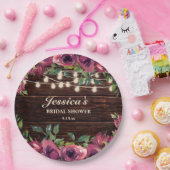 Rustikales Burgundy Floral String Lights Brautpart Pappteller (Party)
