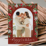 Rustikales Burgundy Happy Holidays Foliage Arch Fo Feiertagskarte<br><div class="desc">Diese Kollektion besticht durch Aquarellblumen,  Beeren und Wintergrün mit moderner und eleganter Typografie,  mit einem botanischen Wintermuster zurück.</div>