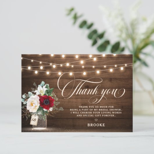 Rustikales Burgundy Mason Jar Floral Brautparty Dankeskarte (Stehend Vorderseite)