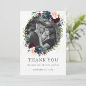 Rustikales burgundy Navy Blush Floral Wedding Foto Dankeskarte (Stehend Vorderseite)