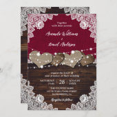 Rustikales Burgundy Wood Burlap Lace Wedding Einladung (Vorne/Hinten)