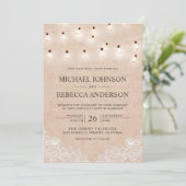 Rustikales Burlap Lace String Lights Foto Hochzeit Einladung (Stehend Vorderseite)