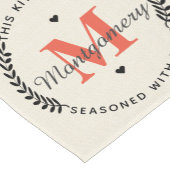 Rustikales Burlap-Orange Monogramm mit Liebe verst Kurzer Tischläufer (Ecke)