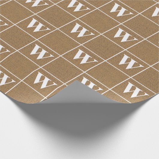 Rustikales Burlap White Monogram Wrapping Paper Geschenkpapier (Ecke)