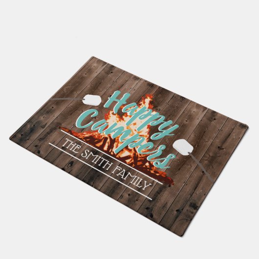 Rustikales Camping Bonfire Happy Campers Familienn Fußmatte (Schrägansicht)