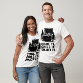 Rustikales Camping Cooler mit Drinks Adventure Des T-Shirt (Unisex)