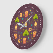 Rustikales Camping Muster Zelte und Gitarren Große Wanduhr (Winkel)