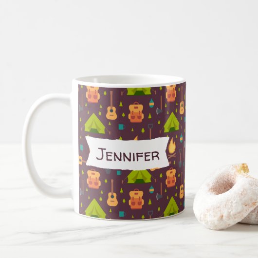 Rustikales Camping Muster Zelte und Gitarren Kaffeetasse (Mit Donut)