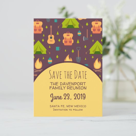 Rustikales Camping Muster Zelte und Gitarren Wiede Save The Date (Stehend Vorderseite)