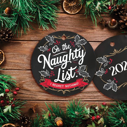 Rustikales Chalkboard "On the Naughty List". Chris Keramik Ornament