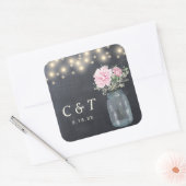 Rustikales Chalkboard Peony Floral Mason Jar | Quadratischer Aufkleber (Umschlag)