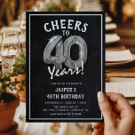 Rustikales Chalkboard Silver Balloons 40. Geburtst Einladung<br><div class="desc">Feiern Sie ab 40! Dieses 40-jährige Party lädt zum Verweilen ein und trägt den Titel "Cheers to 40 Years!". Mit einem rustikalen Chalkboard-Hintergrund,  silberner Zahl von vierzig Helium-Ballons,  trendiger weißer Typografie und einer einfachen Geburtstagsgeschenk-Vorlage,  die leicht zu anpassen ist.</div>