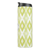 Rustikales Chartreuse-Ikat-Muster-Monogramm Thermosbecher (Nach rechts gedreht)