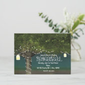 Rustikales Country Tree String Lights Probe Dinner Einladung (Stehend Vorderseite)