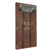 Rustikales dunkelbraunes Holz Monogram Mini Klemmbrett (Schrägansicht)
