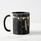 Rustikales dunkles Holz & String Lights Gold Bride Tasse (Links)