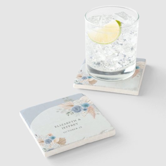 Rustikales Elegant Boho Dusty Blue Pampas Wedding Steinuntersetzer (Seitenansicht)