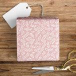 Rustikales elegantes botanisches Blätter Rosa Geschenkpapier<br><div class="desc">Dieses hübsche Verpackungspapier-Design zeichnet sich durch ein Muster von handgezeichnet Blätter auf einem eleganten, rosa... Eine wunderbare Wahl für viele Anlässe!</div>