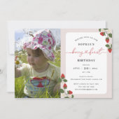 Rustikales Elegantes Girl's Berry Einladung (Vorderseite)