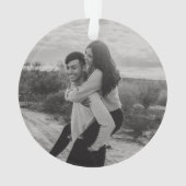 Rustikales Erstes Weihnachtsfest Verlobtes Foto &  Ornament (Rückseite)