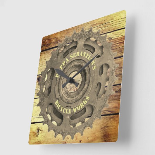 Rustikales Fahrradgetriebe-Sprocket-Vorhängeschild Quadratische Wanduhr (Winkel)