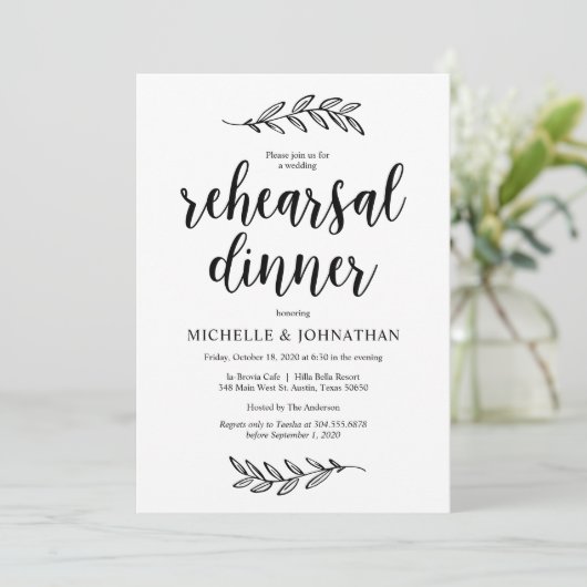 Rustikales Farm Black Script, Hochzeit Probe Dinne Einladung (Stehend Vorderseite)