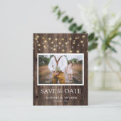 Rustikales Foto aus Holzleuchten Save the Date Ankündigungspostkarte (Stehend Vorderseite)