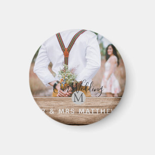 Rustikales Foto Collage Monogram NEWLYWEDS WEDS Magnet