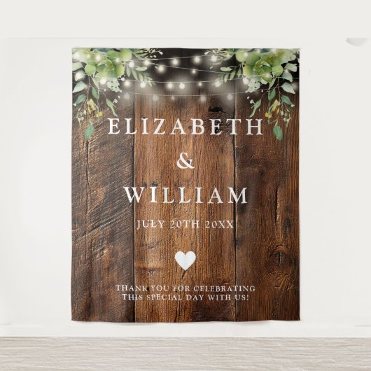 Rustikales Foto mit Holzstring Lights Grüne Hinter Wandteppich (Vorderseite)