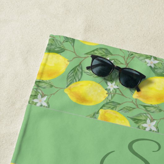 Rustikales gelbes Zitronenaquarellmuster grün Strandtuch (Beispiel)