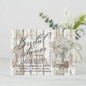 Rustikales Gipskraut Floral Jar Wood Brautparty Einladung (Stehend Vorderseite)